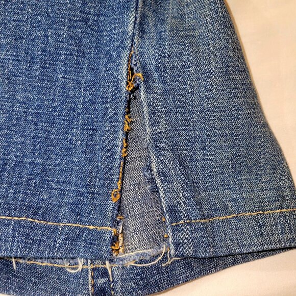 True Religion Shorts - Picture 3 of 3